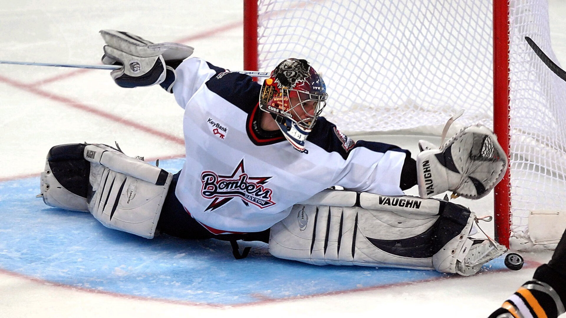 爱游戏体育账号注册-巴尔：凭借冷静的心态和精准的技术，他帮助全黑队在场上占据优势